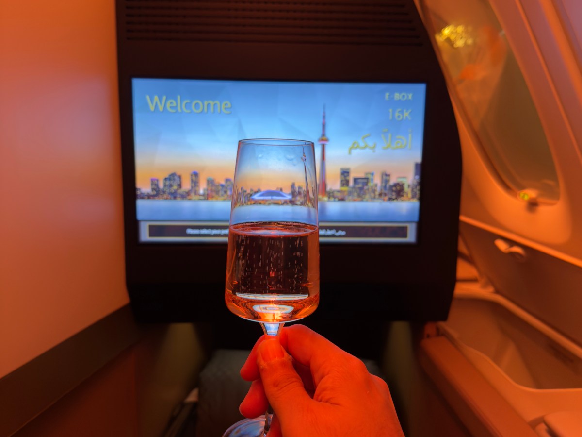 Top 5 Travel Credit Cards in Canada for 2025: Maximize Points &&nbsp;Perks