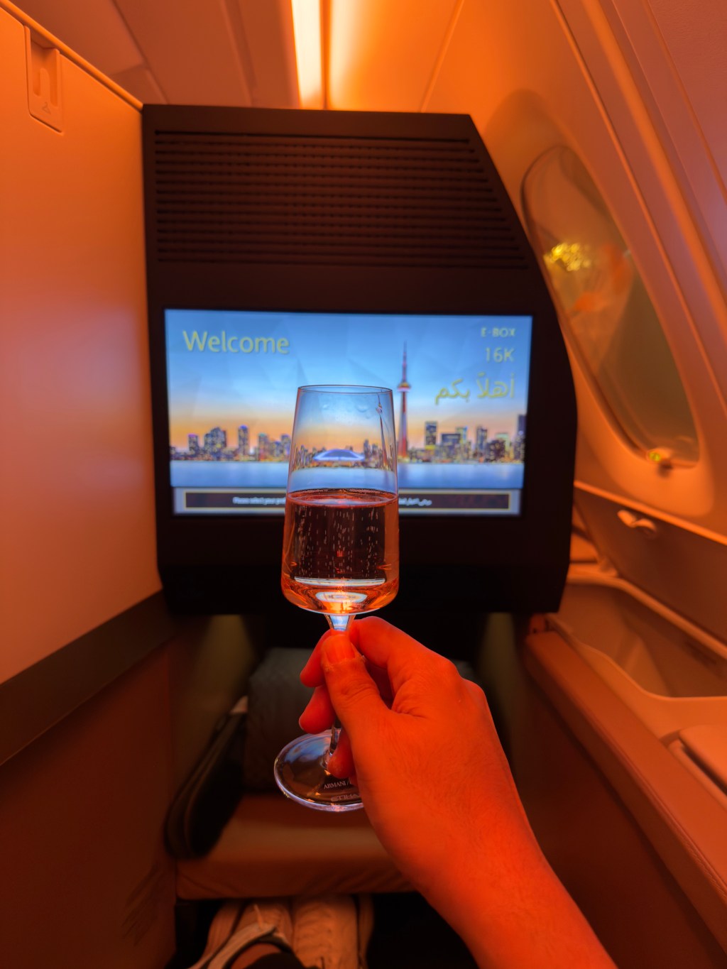 Top 5 Travel Credit Cards in Canada for 2025: Maximize Points & Perks